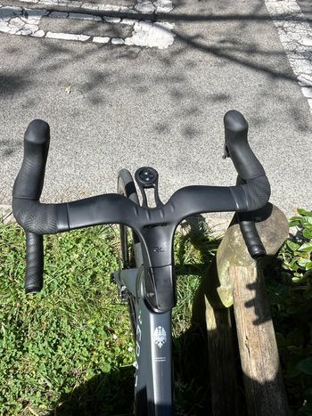 Used Bianchi Oltre RC SRAM RED ETAP AXS 2024 2024 Road & Gravel, Light Gray — image 5 of 10