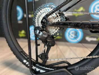 Used Trek Supercaliber SLR 9.8 XT Di2 Gen 2 2026 2026 Mountainbike, Negro — image 4 of 20