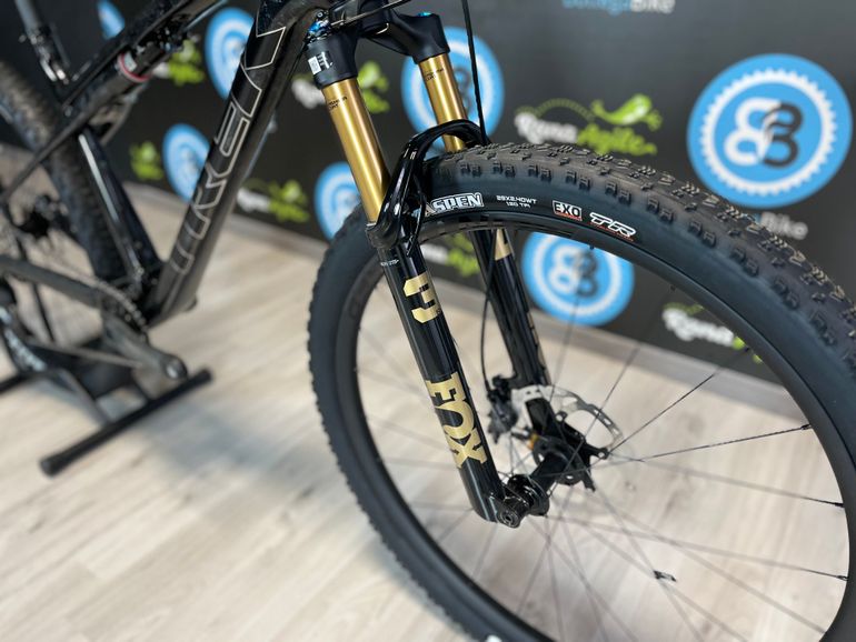 Used Trek Supercaliber SLR 9.8 XT Di2 Gen 2 2026 2026 Mountainbike, Negro — image 12 of 20