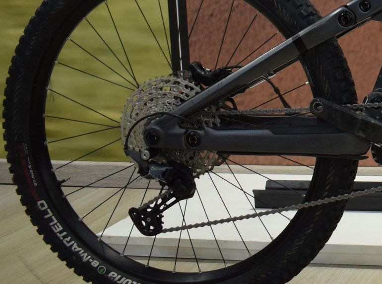 Used Flyer Uproc X 2.10 High 2023 2023 Mountainbike, Black, 29, 27.5 — image 2 of 3