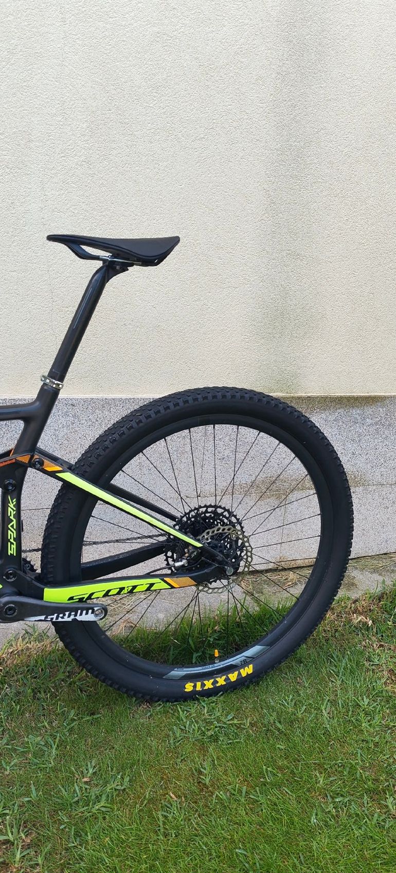 Used Scott Spark 930 2017 2017 Mountainbike, Black, 29 — image 7 of 8
