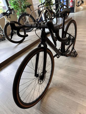 Used CUBE NUROAD C:62 SLT 2023 Road & Gravel, Red — image 4 of 4
