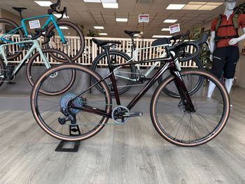 Used CUBE NUROAD C:62 SLT 2023 Road & Gravel