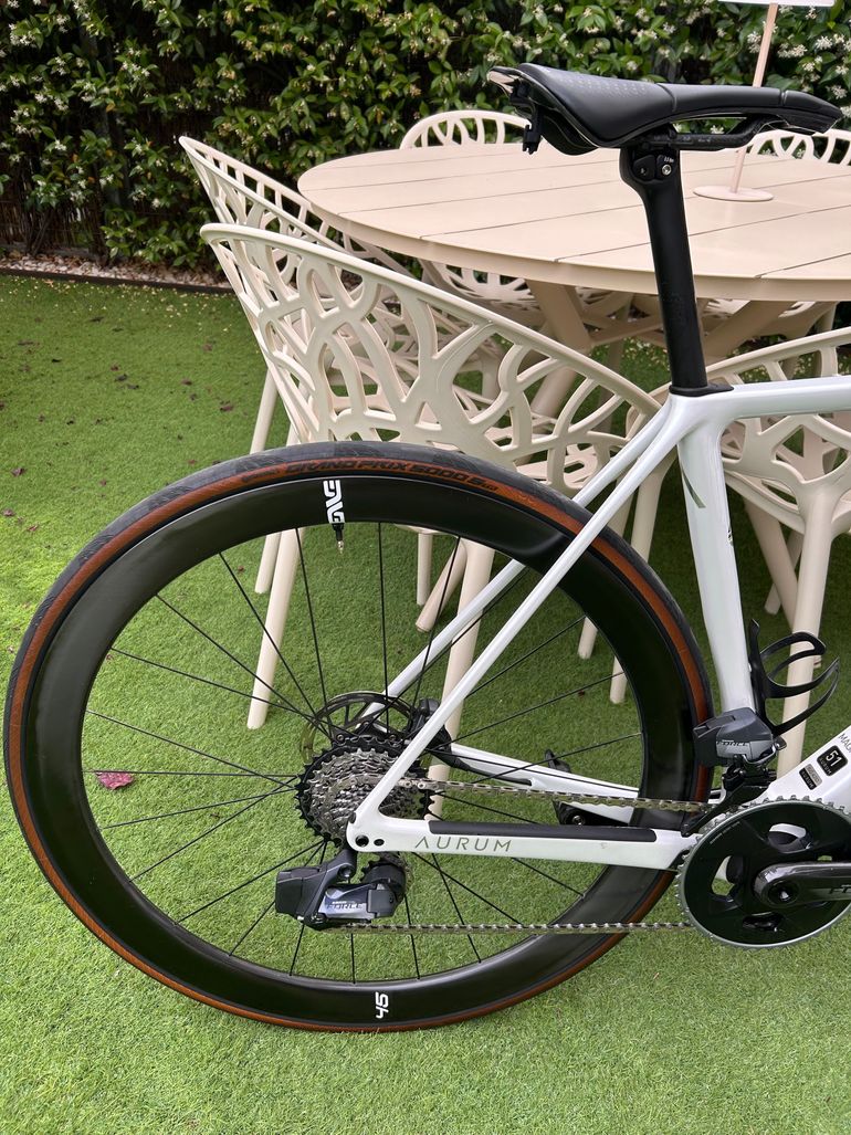 Used Aurum Aurum Magma Montaje Enve 2024 Road & Gravel, White — image 2 of 4