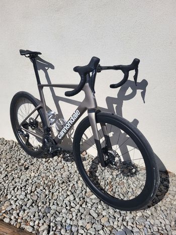 Used Cannondale SuperSix EVO 2 2024 2024 Road & Gravel, Hellgrau — image 2 of 3