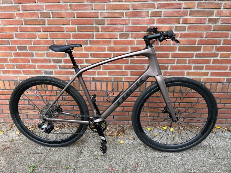 Used Trek FX Sport 6 2025 2025 Urban, Orange — image 10 of 10