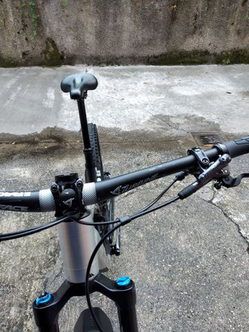 Used Canyon Neuron CF 9 2023 2023 Mountainbike, Light Gray, 27.5, 29 — image 7 of 18