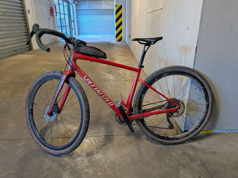 Used Specialized Diverge Elite E5 2023 2023 Road & Gravel, Red — image 2 of 5