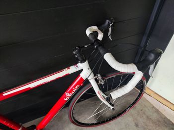 Used B’TWIN B’TWIN Custom Other Shimano 2010 Road & Gravel, Red — image 8 of 9