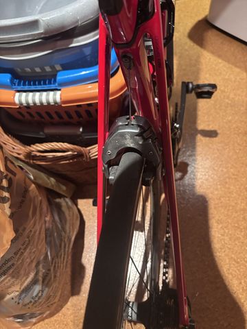 Used Trek Madone 9.2 H2 Compact 2016 2016 Road & Gravel, Red — image 7 of 7