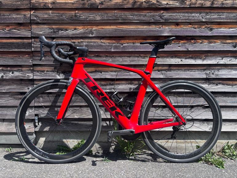 Used Trek Madone 9.2 H2 Compact 2016 2016 Road & Gravel — image 1 of 7