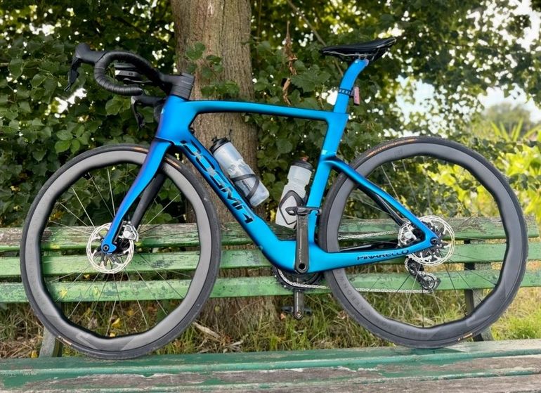 Used Pinarello Pinarello Dogma F Luxter Blue SRAM Red 2025 Road & Gravel, Blue — image 6 of 14