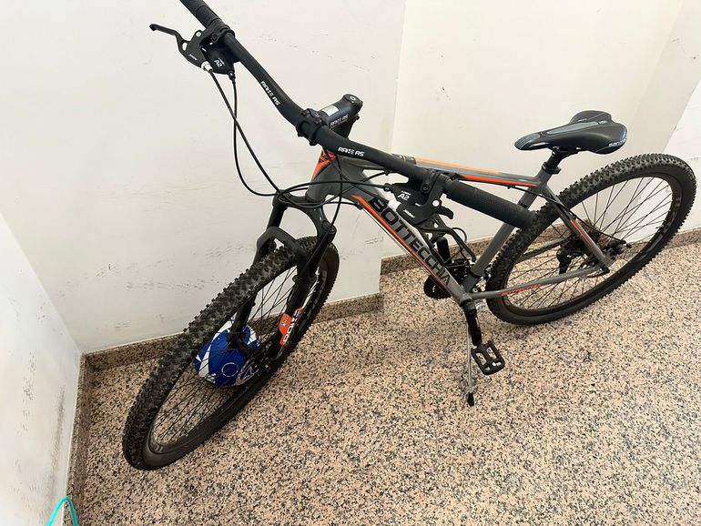 Used bottecchia mtb Bottecchia mtb Custom Shimano Dura Ace Di2 2024 Mountainbike — image 2 of 3