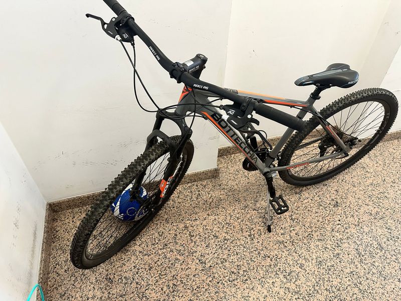 Bottecchia mtb Custom Shimano Dura Ace Di2 2024 Mountainbike d'occasion — image 2 sur 3