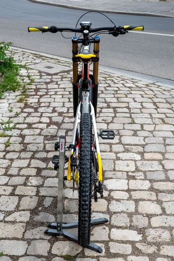 Used Haibike Haibike XDURO DOWNHILL PRO 2016 2016 Mountainbike, Weiß — image 32 of 35