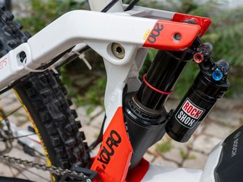Used Haibike Haibike XDURO DOWNHILL PRO 2016 2016 Mountainbike, Weiß — image 3 of 35