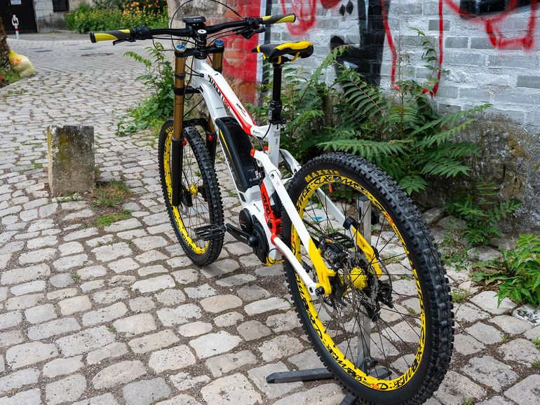 Used Haibike Haibike XDURO DOWNHILL PRO 2016 2016 Mountainbike, Weiß — image 4 of 35