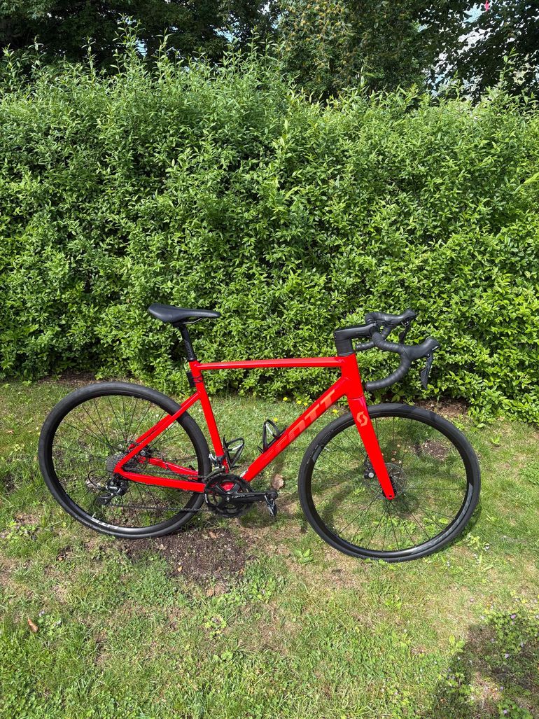 Used Scott Speedster Shimano Sora 2023 Road & Gravel, Red — image 1 of 14