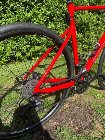 Used Scott Speedster Shimano Sora 2023 Road & Gravel, Red — image 13 of 14