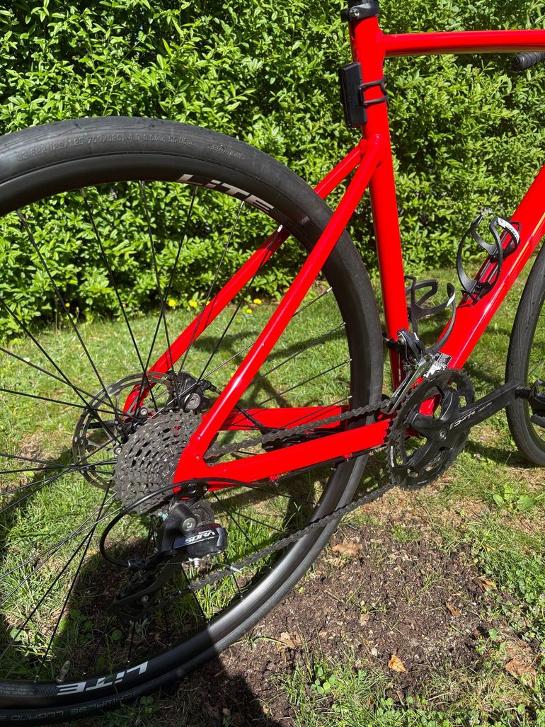 Used Scott Speedster Shimano Sora 2023 Road & Gravel, Red — image 13 of 14