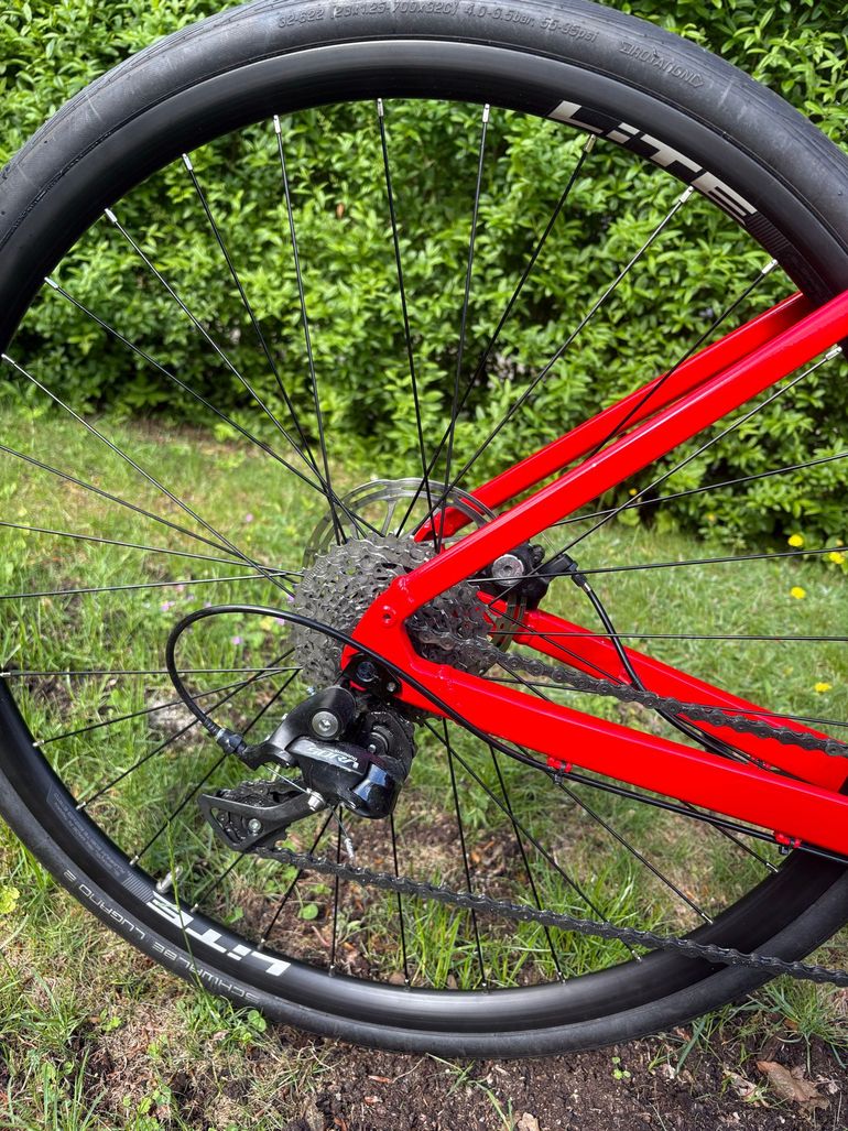 Used Scott Speedster Shimano Sora 2023 Road & Gravel, Red — image 4 of 14