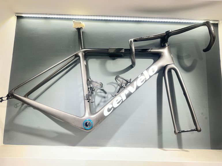 Used Cervélo R5 Frameset 2024 Frameset 2024 Road & Gravel — image 3 of 10