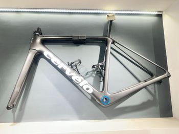 Used Cervélo R5 Frameset 2024 Frameset 2024 Road & Gravel — image 9 of 10