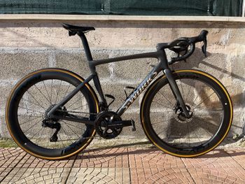Used Specialized S-Works Tarmac SL7 - Shimano Dura-Ace Di2 2022 2022 Road & Gravel — image 4 of 9