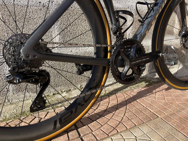 Used Specialized S-Works Tarmac SL7 - Shimano Dura-Ace Di2 2022 2022 Road & Gravel — image 5 of 9