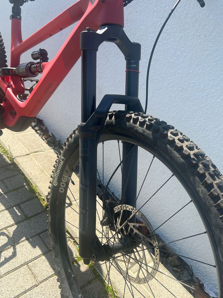 Used YT Industries Capra 29 CORE 2 CF 2025 2025 Mountainbike, Red, 29 — image 7 of 8