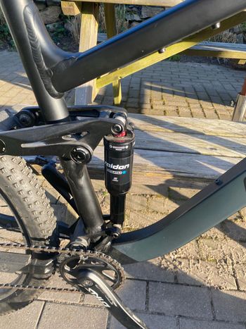 Used Ghost KATO FS ESSENTIAL 2025 2025 Mountainbike, Black, 27.5, 29 — image 6 of 10
