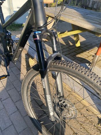 Used Ghost KATO FS ESSENTIAL 2025 2025 Mountainbike, Black, 27.5, 29 — image 7 of 10