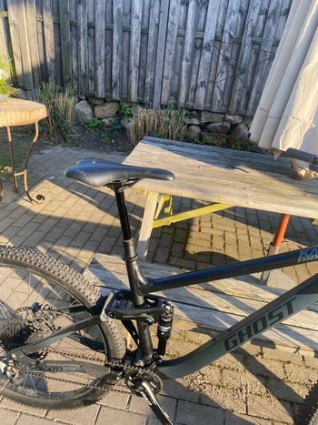 Used Ghost KATO FS ESSENTIAL 2025 2025 Mountainbike, Black, 27.5, 29 — image 4 of 10