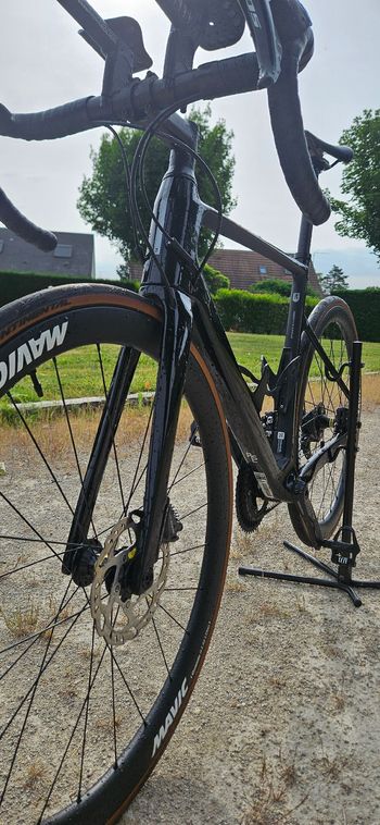 Used Van rysel Edr Shimano 105 2022 Road & Gravel, Black — image 9 of 11