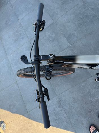 Used Cannondale Scalpel Carbon 3 2023 2023 Mountainbike, Light Gray — image 9 of 12