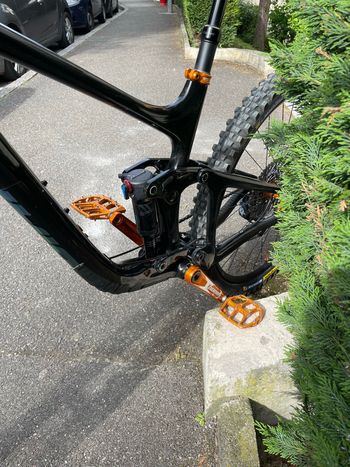 Used Giant Reign Advanced, Pro 29 2 2021 2021 Mountainbike, Black, 29 — image 2 of 9