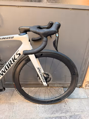 Used Specialized L Tarmac SL7 S-Works DuraAce12v+ Powermeter + Custom Paint Lumacolor 2024 Road & Gravel, White — image 4 of 12