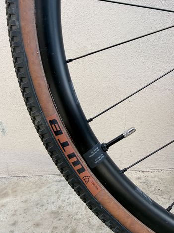 Used Canyon Grail CF SL 7 AXS 2024 2024 Road & Gravel — image 12 of 12