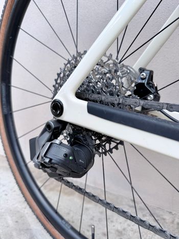 Used Canyon Grail CF SL 7 AXS 2024 2024 Road & Gravel — image 10 of 12