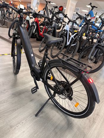 Used CUBE Kathmandu Hyrbid Pro 2026 Urban, Black — image 8 of 8