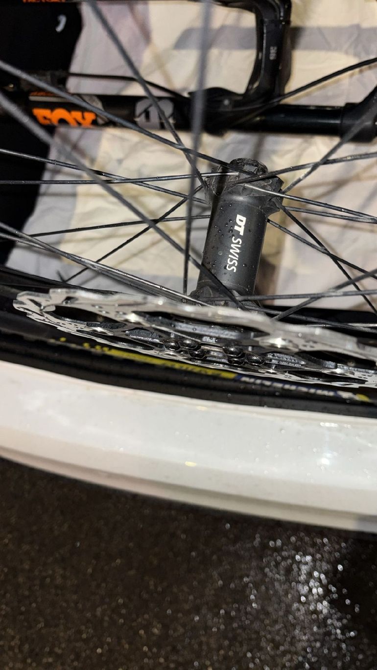 Used Focus Thron Shimano Deore 2021 Mountainbike, Verde — image 6 of 6