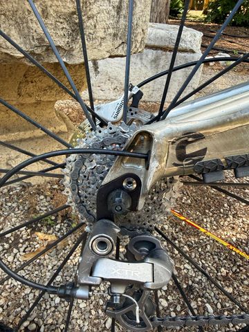 Used Cannondale Custom Shimano XTR 2008 Mountainbike, Light Gray — image 7 of 11