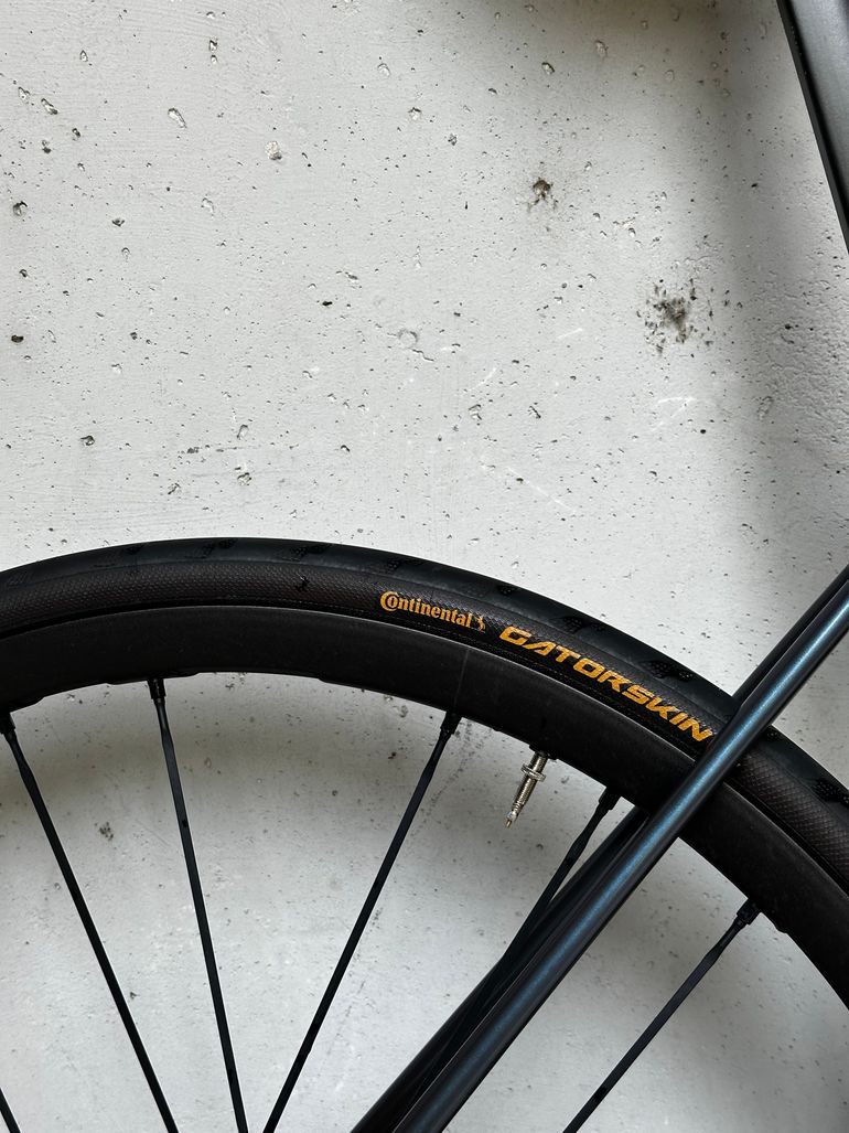 Used Giant TCR Advanced Pro 0 KOM 2026 2026 Road & Gravel, Blue — image 6 of 9