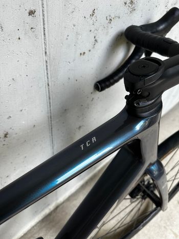 Used Giant TCR Advanced Pro 0 KOM 2026 2026 Road & Gravel, Blue — image 9 of 9