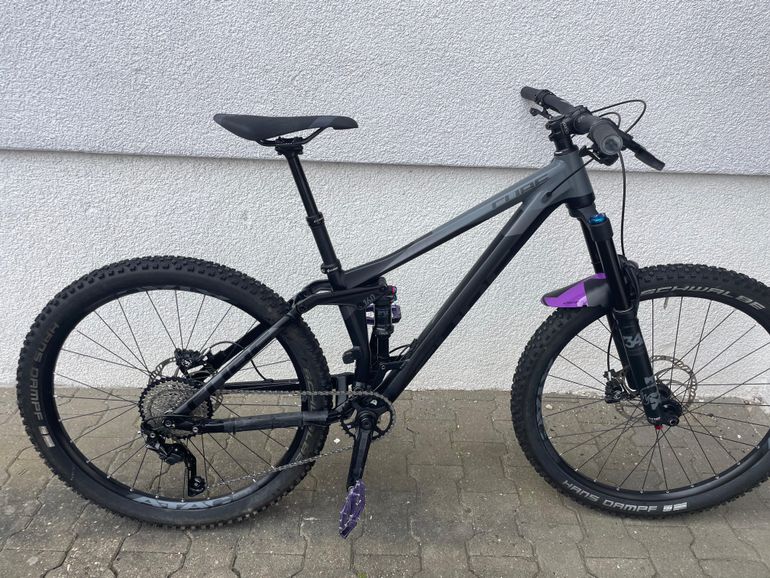 Used CUBE STEREO 160 Race 27.5 2018 2018 Mountainbike — image 1 of 7