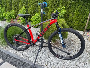 Used Trek Procaliber Sram Eagle Transmission GX 2024 Mountainbike, Red — image 4 of 16