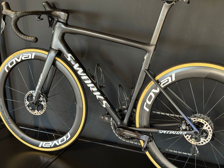 Used Specialized S-Works Tarmac SL8 Frameset - FACT 12r Carbon 2024 Frameset 2024 Road & Gravel — image 9 of 11