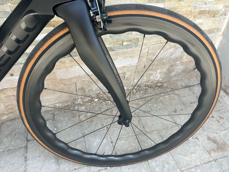 Used Pinarello DOGMA F12 DURA ACE Di2 Rim 2022 2022 Road & Gravel, Black — image 3 of 7