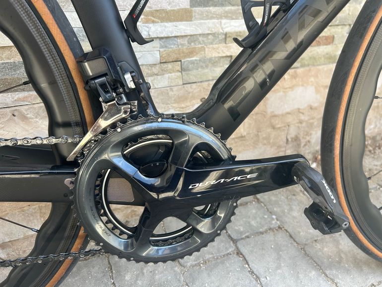 Used Pinarello DOGMA F12 DURA ACE Di2 Rim 2022 2022 Road & Gravel, Black — image 5 of 7