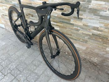 Used Pinarello DOGMA F12 DURA ACE Di2 Rim 2022 2022 Road & Gravel, Black — image 2 of 7